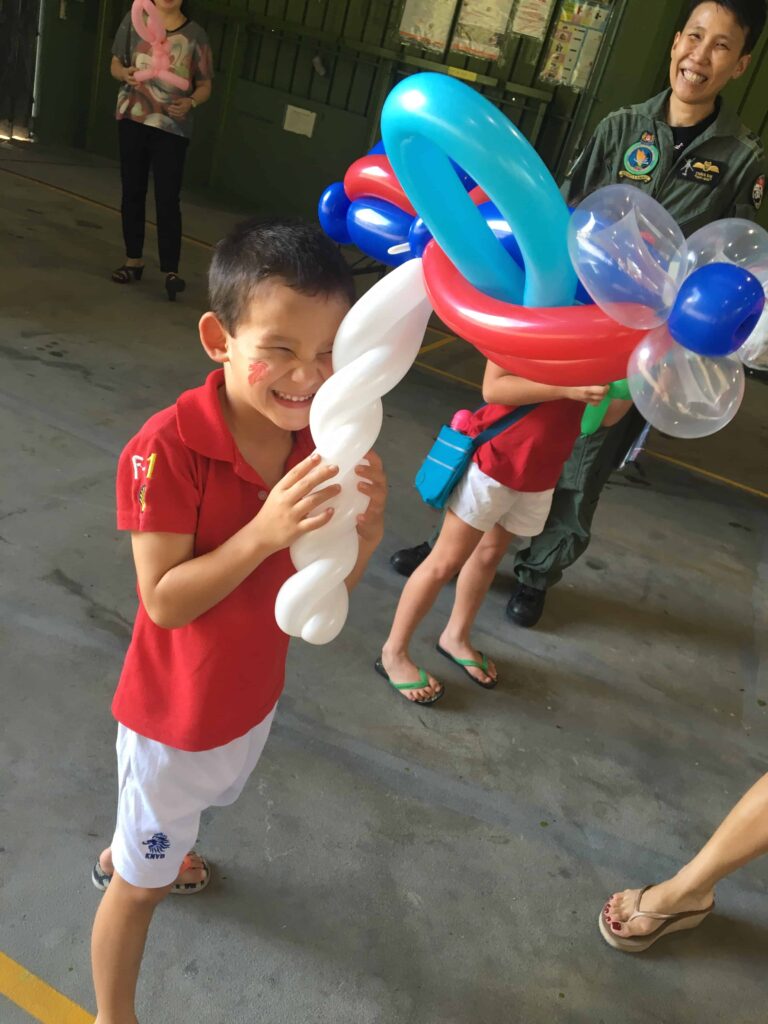 Aeroplane Balloon Sculpture