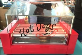 hotdog-stall-for-rent-singapore