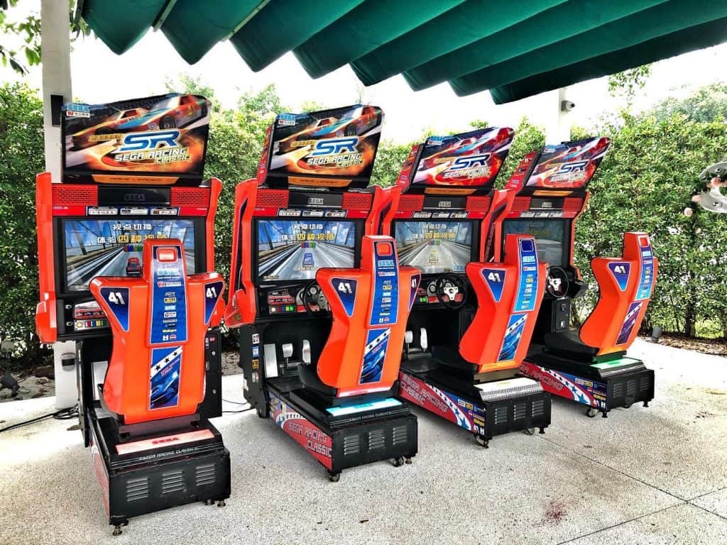 Daytona Racing, 2 Player Linked Arcade Game Rental