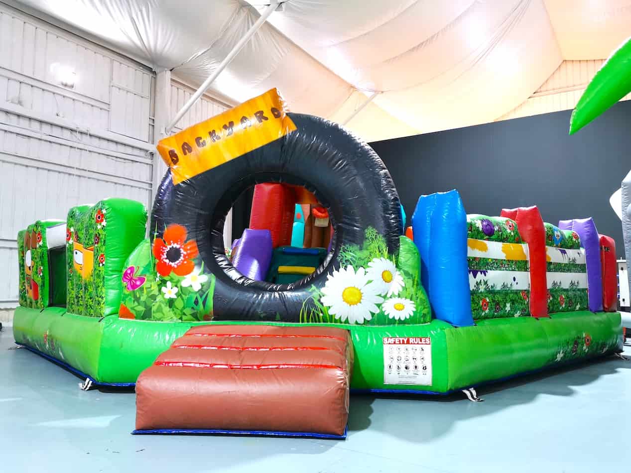 Backyard-Fun-Bouncy-Castle-Rental