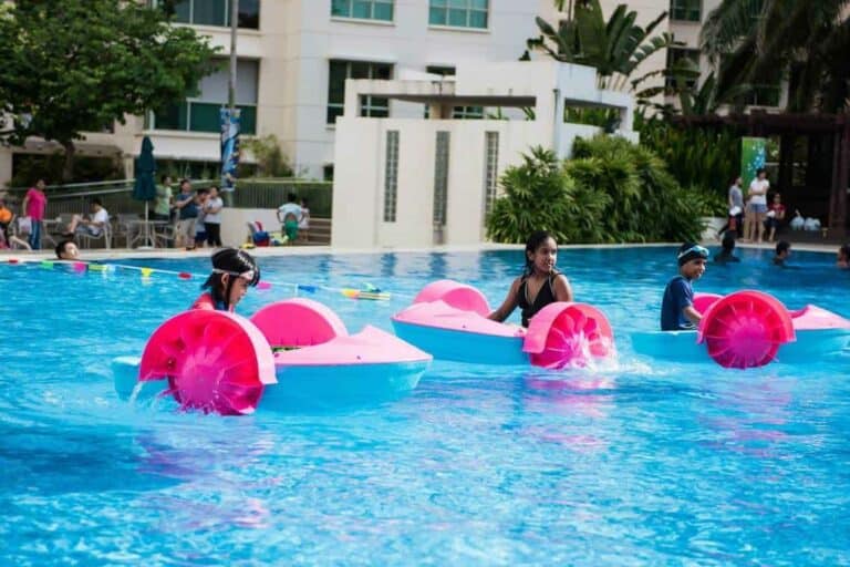 Paddle Boat Rental in Singapore