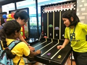 Finish the race table box game