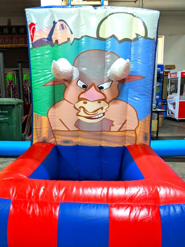 Bull-Horn-Toss-Carnival-Game-Stall