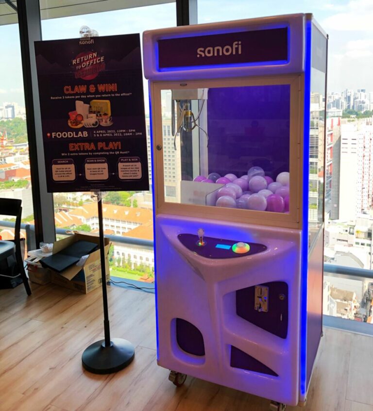 Claw-Machine-for-Sanofi-928x1024