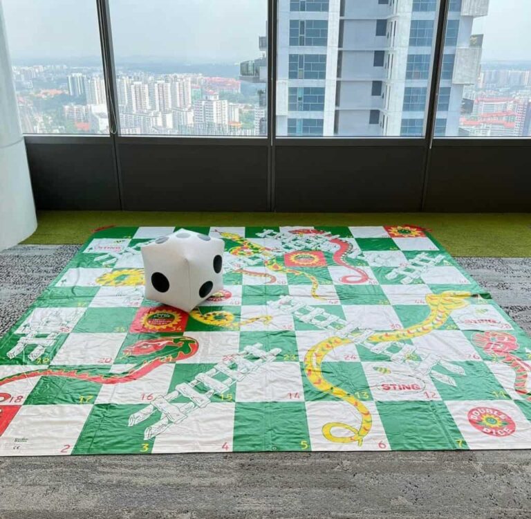 Giant-Snake-and-Ladder-Rental-1024x1000