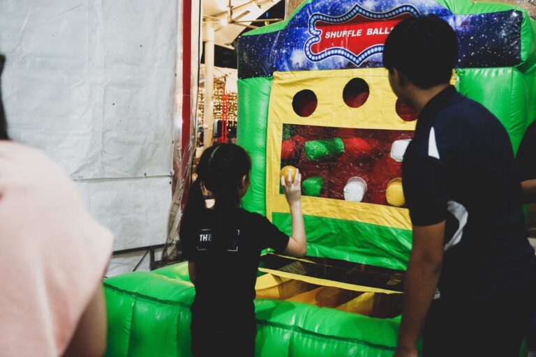 Inflatable Shuffle Balls (1)
