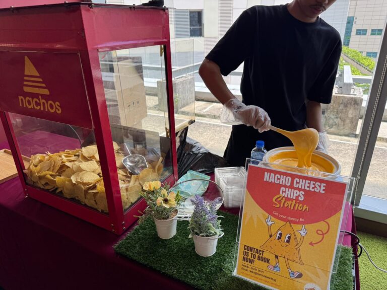 Live Nacho Cheese Chips Station for Hire