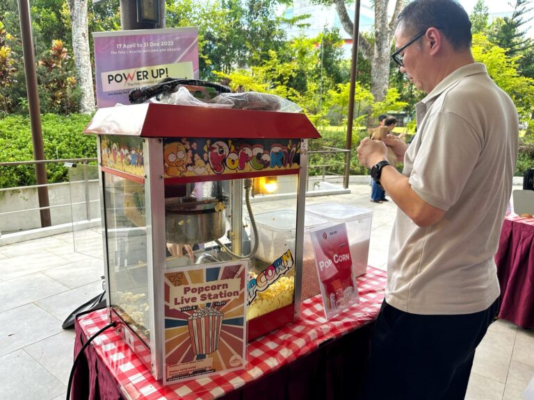 Live Popcorn Station for National Day