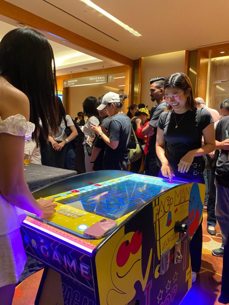 Pacman Machine for Rent