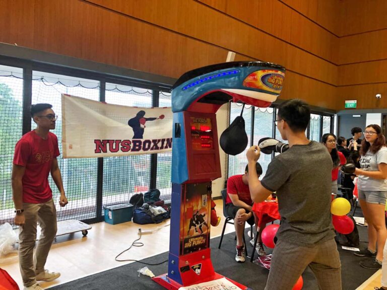 Punching-Machine-for-School-Event