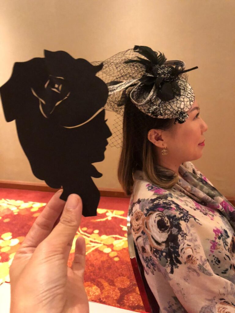Silhouette Cutting Artist
