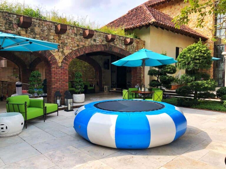 Water-Trampoline-Rental-Singapore