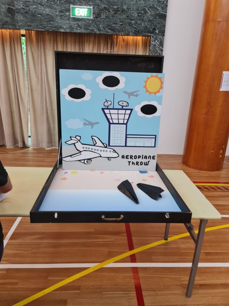 aeroplane throw box game rental singapore