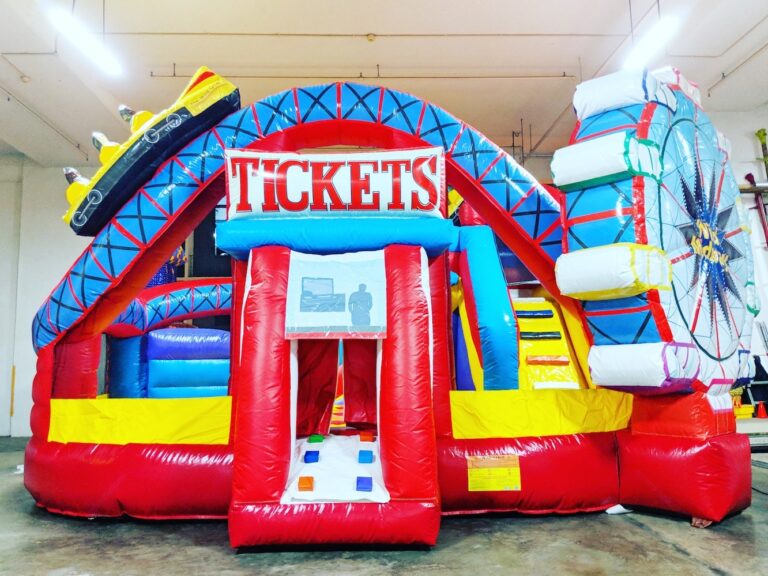 Carnival Land Bouncy Castle (1)