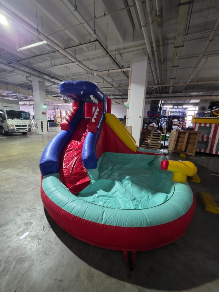 Crocodile Club (Wet) Bouncy Castle for Rent