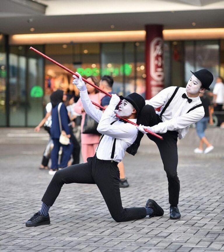 Mime Artist (1)
