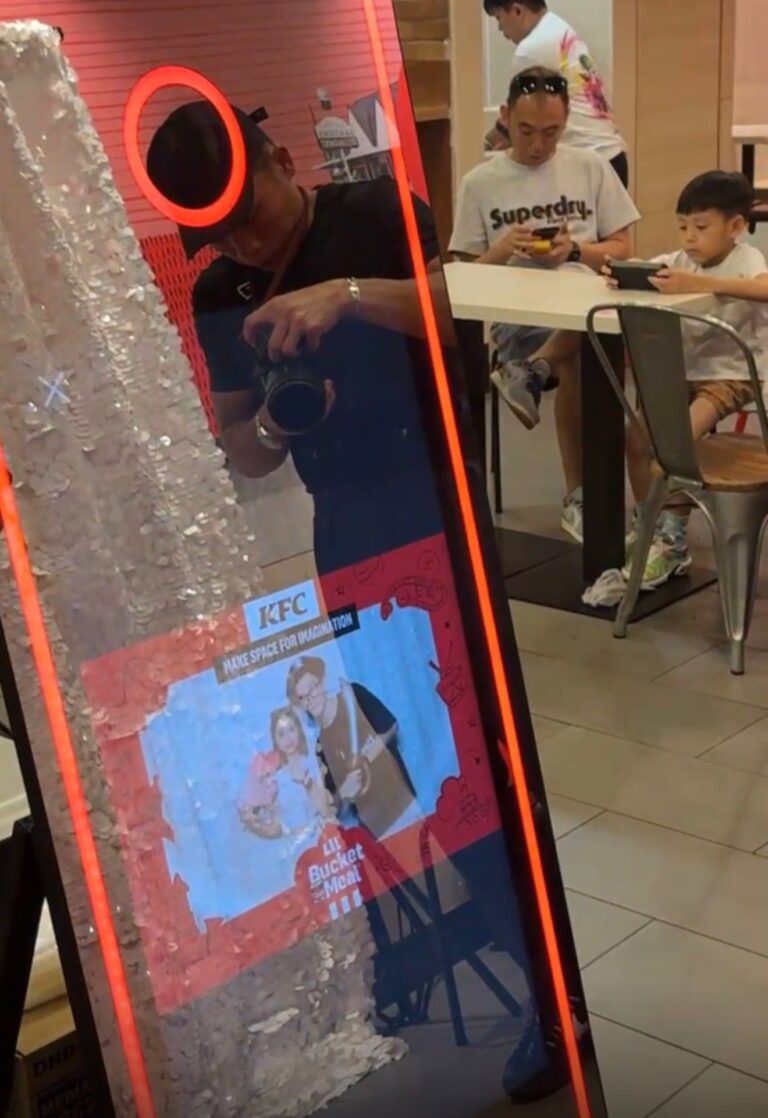 Mirror Photobooth for KFC