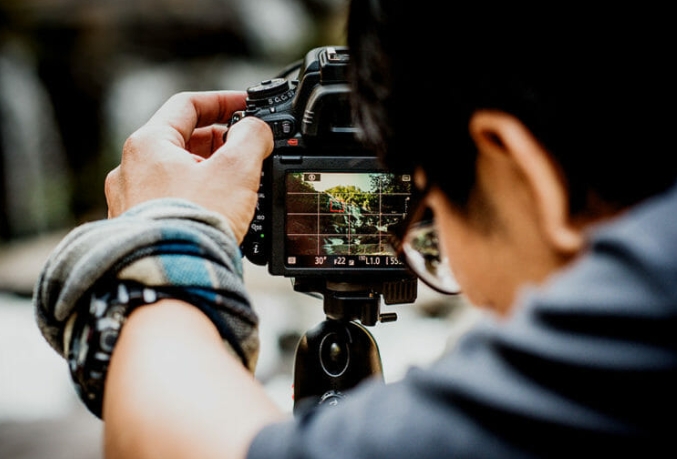 Roving Videographer Hire for Family Day