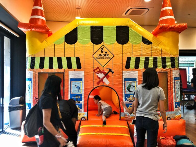 Small-Bouncy-Castle-For-Rent