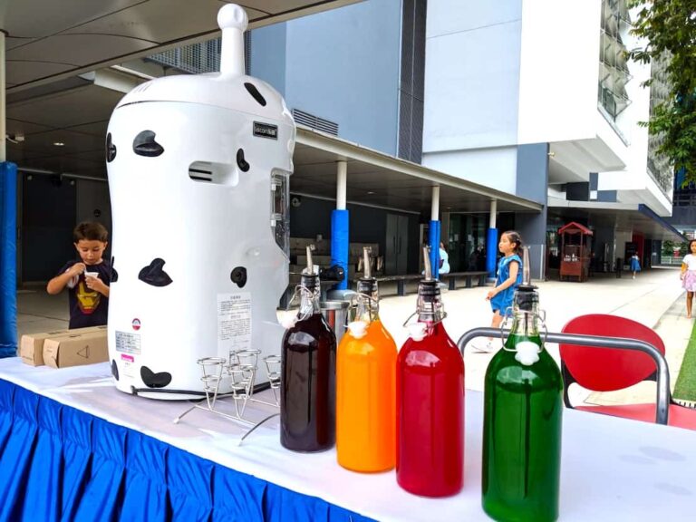 Snow-Ice-Cone-Live-Food-Station