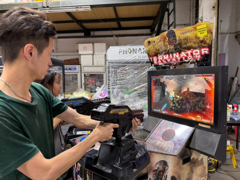 Terminator Shooting Arcade Machine for Rent